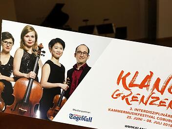 Das Flex Ensemble gastierte beim Festival Klanggrenzen in Coburg. "Tango Night - Tango trifft Video" lautete das Motto des Abends im großen Saal des Pfarrzentrums St. Augustin.Foto: Jochen Berger