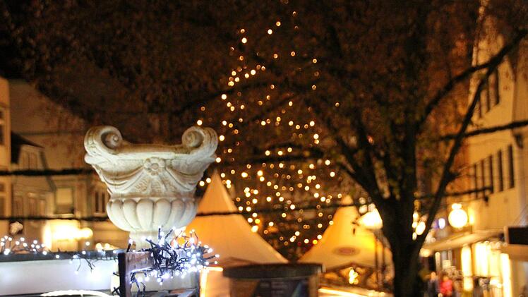 Lichterglanz und erleuchteter Kurgarten 2019. Foto: Benedikt Borst