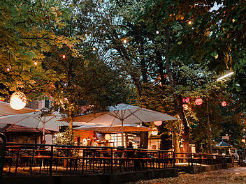 Entlas Keller Biergarten  Erlangen