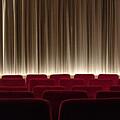 Bereits im Juli bietet ein Kino in Bayreuth die neue Technologie an. Symbolfoto: mermyhh/Pixabay.com