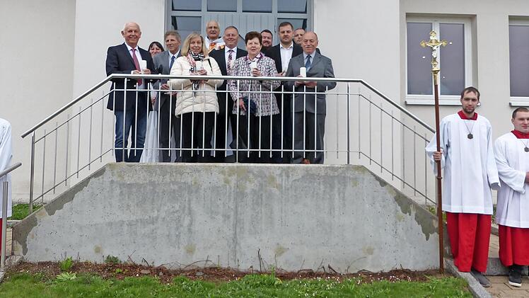 Sie feierten in Hohenberg Jubelkommunion.