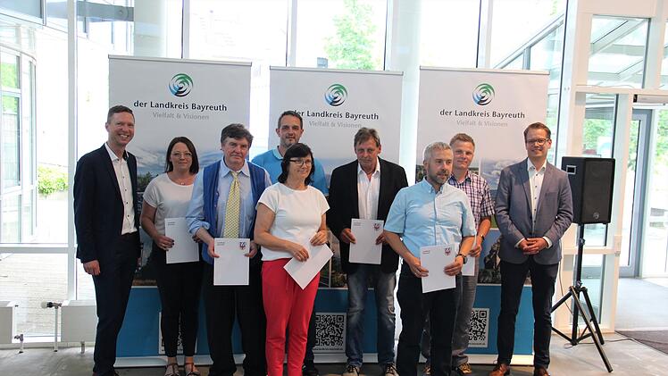 Bayreuth: Sportlerehrung 2022 - Landrat Wiedemann ehrt Athleten und Funktion&auml;re f&uuml;r "herausragende Leistungen"