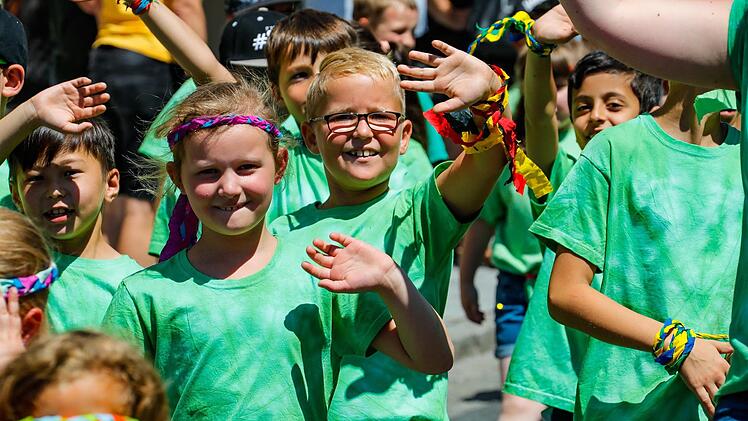 Ausgelassene Stimmung bei den Kindern