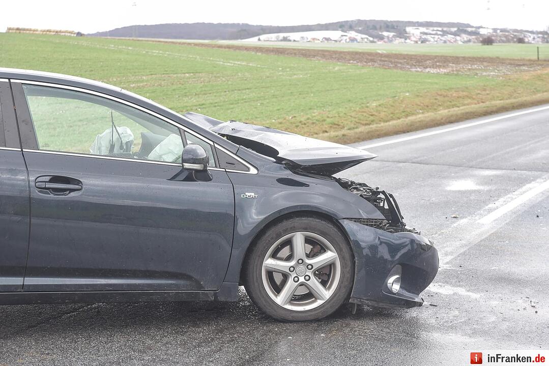Tödlicher Verkehrsunfall auf B8 Richtung Würzburg