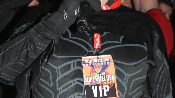 In seinem Element: Moderator und Anheizer Willi Michel. Foto: Sonja Adam