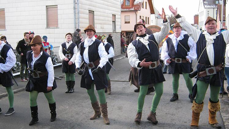 Robin Hood kämpft in Stegaurach gleich in mehrfacher Ausführung für die Gerechtigkeit. Foto: Dieter Grams