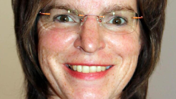 Hiltrud Drachenberg, Coach für Schulverpflegung: "Es ist schwierig einen Speiseplan zu erstellen, der alle Beteiligten zufrieden stellt." "In allen Schulen wird zu viel Fleisch angeboten." Foto: Bettina Knauth