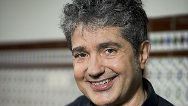 Die Kunst des virtuosen Gitarristen Stefan Grasse ist am Sonntag, 22. August, im Mitwitzer Schloss zu hören.