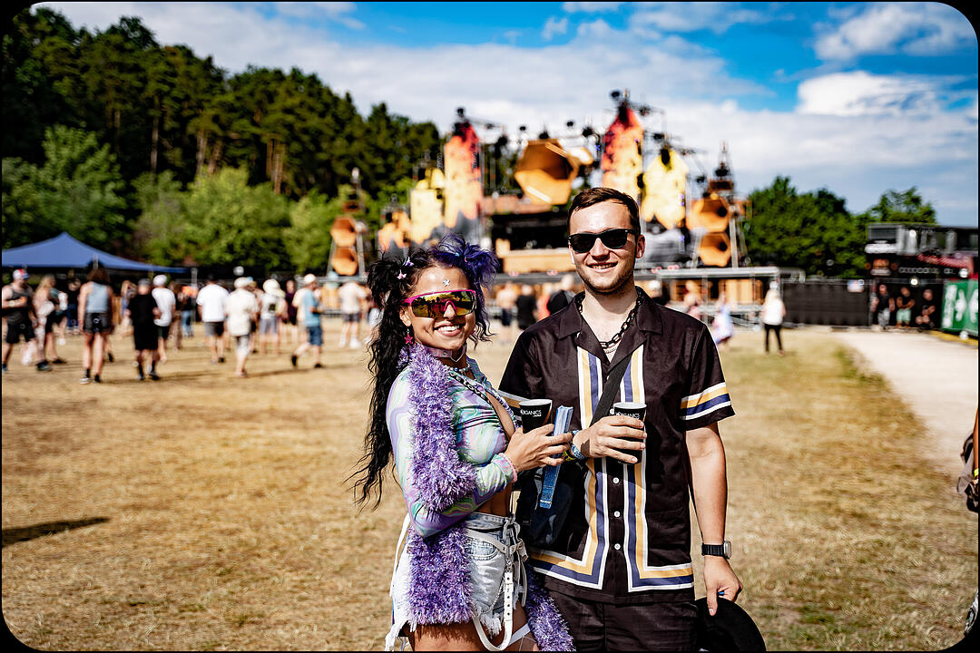 Love, Fire & Electronic Beats!