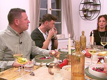 Beim Rote-Bete-Carpaccio fehlt Schorsch (links) und Mathias (Mitte) irgendwie der Pepp.