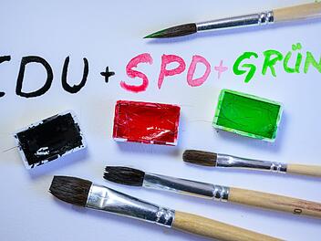 Umfrage vor Wahltag - droht das Aus für eine Zweier-Koalition?