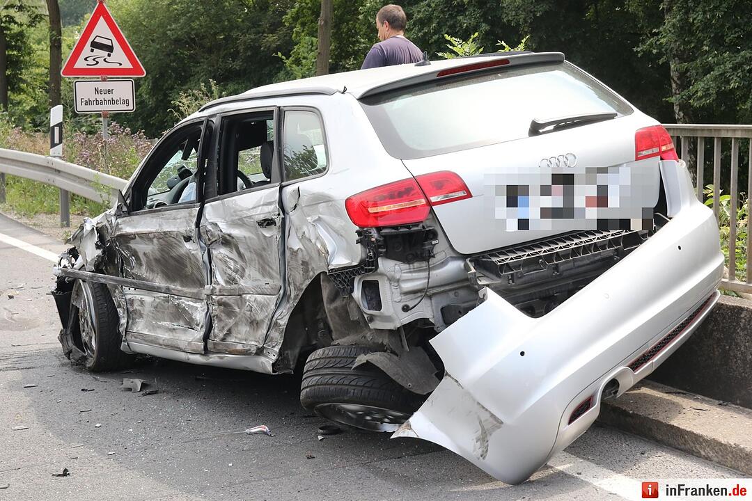 c_Lkw abgestürzt Unfall 02