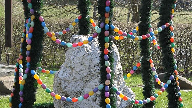 In Heinersberg ist zu Ostern viel Farbe im Spiel. Foto: Michael Wunder