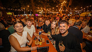 Impressionen vom größten Weinfest in Franken!
