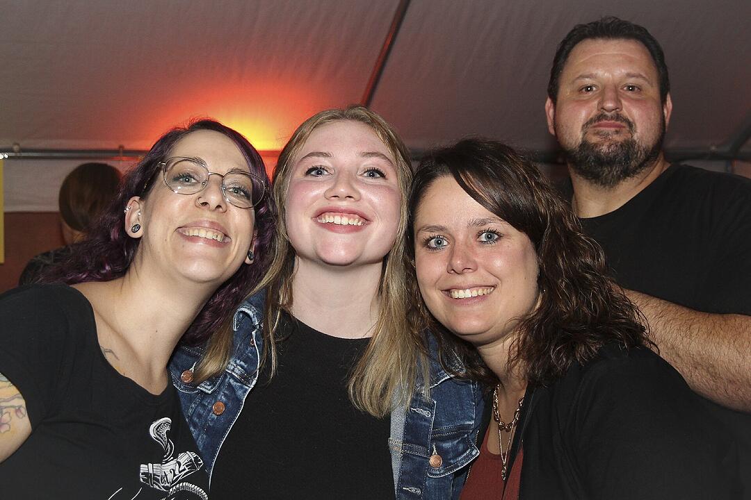 Party und Tanz in der Dreifachhalle