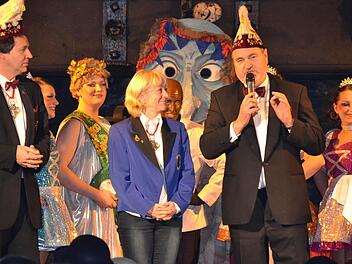 Ramona Scholz (Mitte).