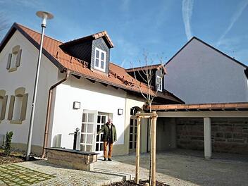 Das alte Bräuhaus in Harsdorf ist ein echtes Schmuckstück geworden. Foto: Werner Reißaus