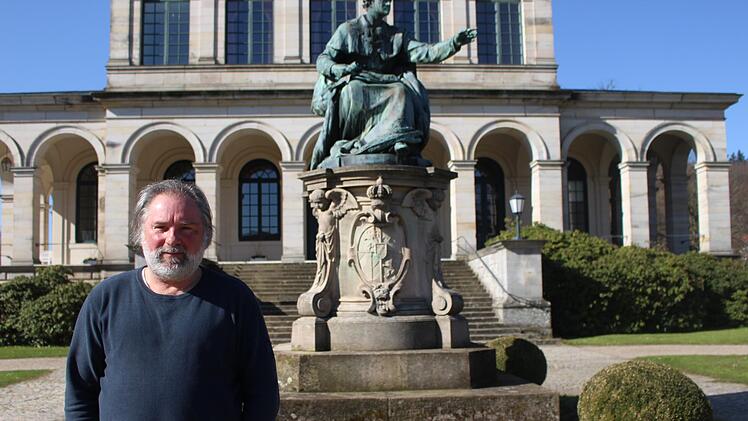 Multitalent Csaba Béke verlässt die Kurkapelle Ende März. Der Musikschule bleibt er weiterhin erhalten. Foto: Julia Raab