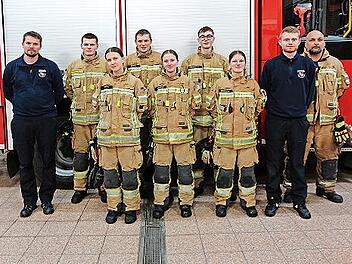 Sechs Aktive der Feuerwehren aus Prappach und Ha&szlig;furt haben den Lehrgang erfolgreich absolviert.