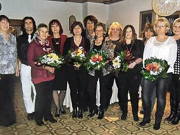 Das Friedrich-Baur-Seniorenzentrum St. Kunigund ehrte und verabschiedete verdiente Mitarbeiter. Foto: Bernd Kleinert