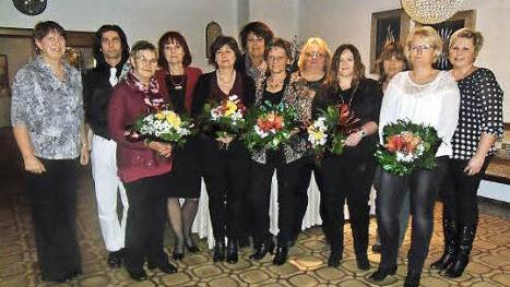 Das Friedrich-Baur-Seniorenzentrum St. Kunigund ehrte und verabschiedete verdiente Mitarbeiter. Foto: Bernd Kleinert