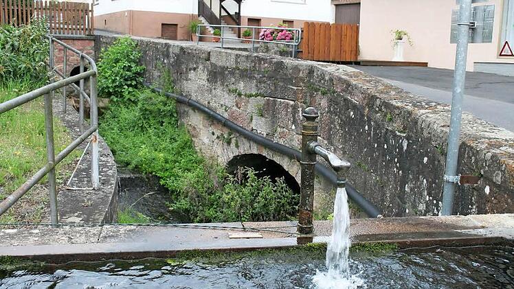 Die Brücke Am Stützle in Burkardroth wird für 262 000 Euro neu gebaut. Foto: Gabriele Sell