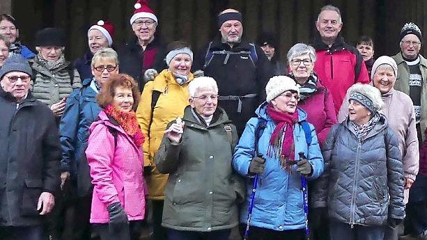Weihnachtlich wurde es f&uuml;r die Teilnehmer der letzten Wanderung des Rh&ouml;nklub-Zweigvereins Garitz im Jahr 2021, auch wenn die Weihnachtsfeier nicht stattfinden konnte.