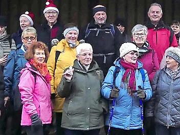 Weihnachtlich wurde es für die Teilnehmer der letzten Wanderung des Rhönklub-Zweigvereins Garitz im Jahr 2021, auch wenn die Weihnachtsfeier nicht stattfinden konnte.