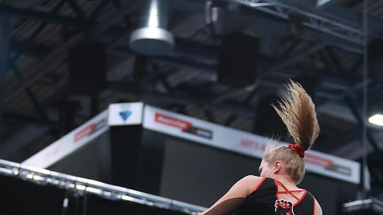 Erfolgreicher Cheerleading-Auftritt: Bamberger Lucky Bears mit Meistertitel und wichtiger Qualifikation