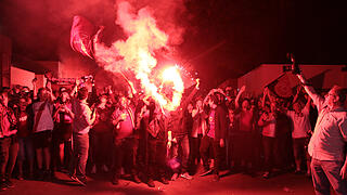 1. FCN steigt auf: Fans feiern in N&uuml;rnberg