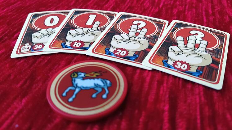 Spiele-Test Half-Pint Heroes: „Half-Pint Heroes“: Rezension des Kneipen-Kartenspiels