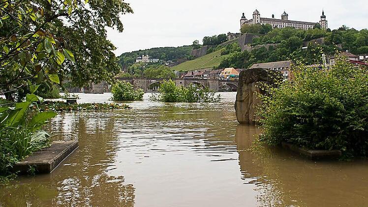 Hochwasser-Eindrücke von Würzburg.