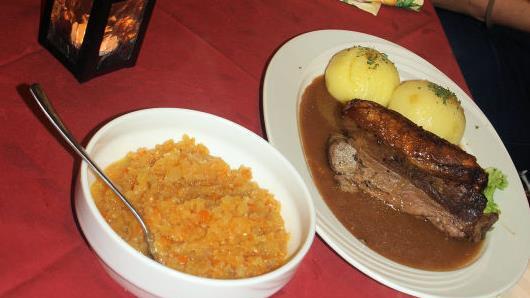 Die G'stopftn Rumm passen besonders gut zu Gänsebrust und Schäufela mit Kartoffelklößen.Susanne Deuerling