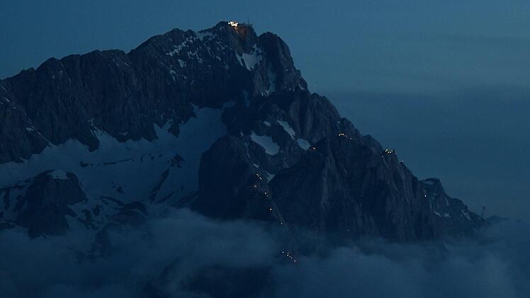 Der Bergsteiger war mit seinem Schwager auf einer Wanderung. Symbolfoto: Angelika Warmuth/dpa