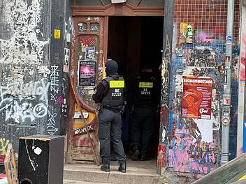 Razzia nach Anschlag auf Strommast im September in Berlin