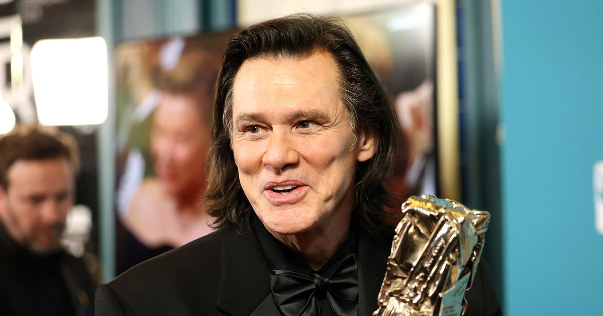 Is that really Jim Carrey? Doppelgänger rumor divides the internet