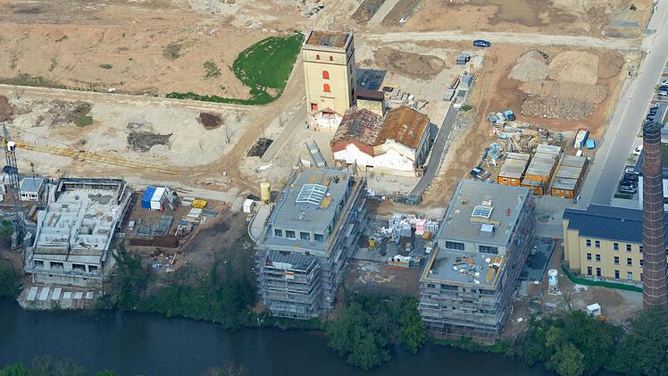 Auch hier entsteht ein neuer Stadtteil: die Erba-Insel.   Fotos: Ronald Rinklef
