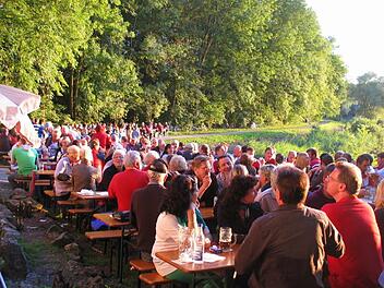 Die Besucher erwartet wieder ein stimmungsvolles Fest am Riedsee. Foto: Ludwig Alin