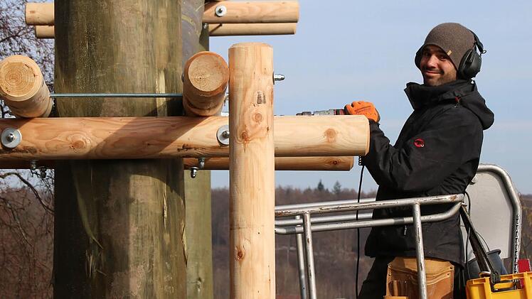 Anfang März wurde der neue Hochseilgarten auf dem Volkersberg errichtet. Foto: Ralf Ruppert