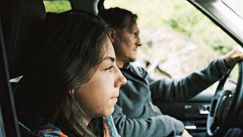 "Helle Nächte": Tristan Göbel (links) und Georg Friedrich in Thomas Arslans Film, der im Wettbewerb gezeigt wird. Foto: Schramm Film/Marco Krüger