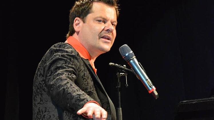 Ingo Appelt bei seinem Auftritt in Münnerstadt.  Foto: Björn Hein