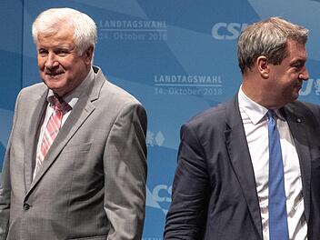 Die CSU ist vor der Landtagswahl in Bayern im Umfragetief. Was passiert, wenn das Wahlergebnis am Sonntag ähnlich schlecht wird? Tritt Markus Söder dann zurück?  Foto: Armin Weigel/dpa