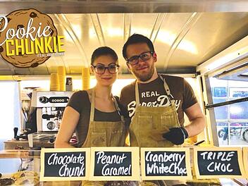 Bislang nur als Foodtruck unterwegs, hat sich Cookie Chunkie nun in Nürnberg niedergelassen - und damit auch viele Cookie-Kreationen. Foto: Cookie Chunkie