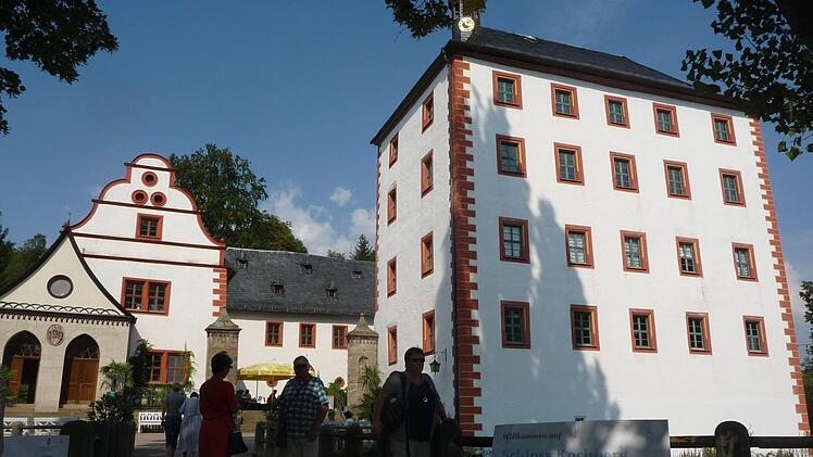 Die Museumsfreunde M&uuml;nnerstadt besuchten Rudolstadt und Gro&szlig;kochberg. Foto: Museumsfreunde