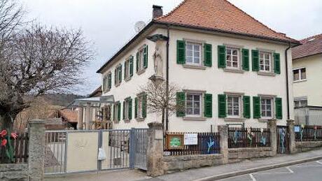 Die Sanierung ist nötig, wird aber teuer: Der Stettfelder Kindergarten muss vor allem für den Brandschutz ertüchtigt werden.