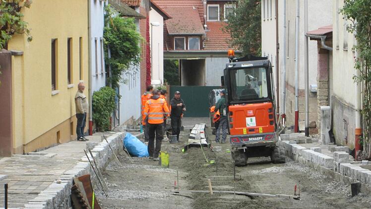 Abwasser-Baumaßnahmen wie beispielsweise in der Langendorfer Wirtsstraße  sind einer der Gründe für die Gebührenerhöhung.  Winfried Ehling