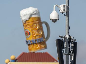 Oktoberfest 2024 startet bald: So viel kostet die Maß Bier - und so teuer ist das Essen