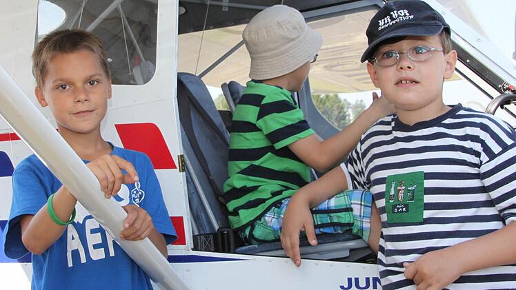 Patrick und Florian können gar nicht genug bekommen vom Fliegen.