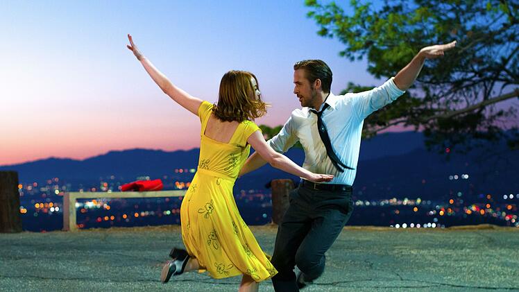 Emma Stone und Ryan Gosling tanzen sich in "La La Land" die Seele aus dem Leib. Technisch nicht so perfekt wie Ginger Rogers und Fred Astaire, aber mit demselben Herzblut.