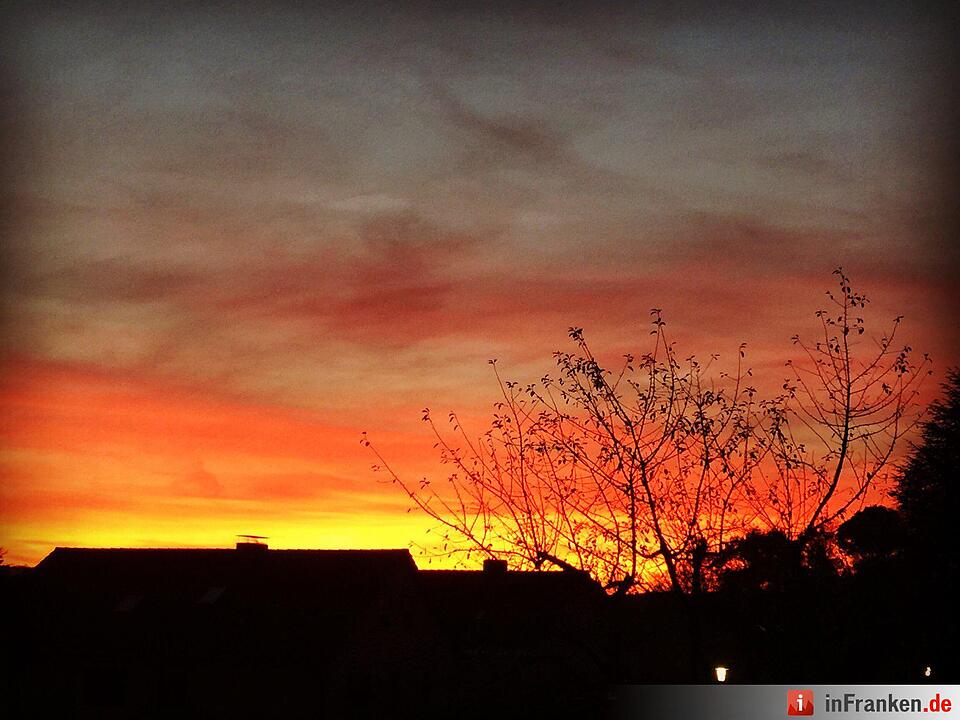 Abendrot vom 8.11.2015 - Die Bilder unserer Leser